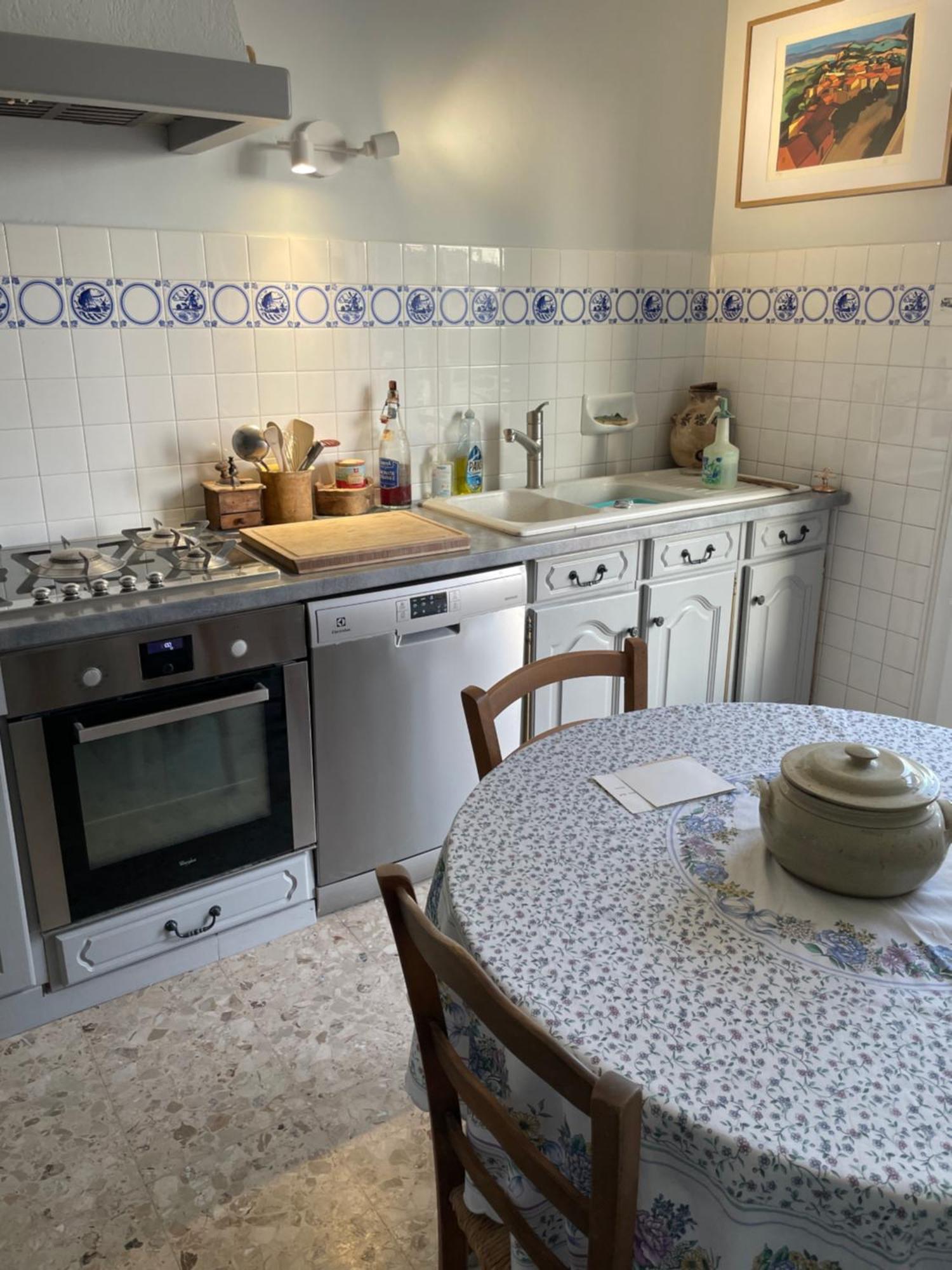 La Maison-Es-Maisons. Valréas Dış mekan fotoğraf